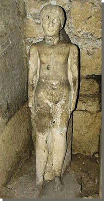 Kom es-Sjoekafa, standbeeld van de grafeigenares